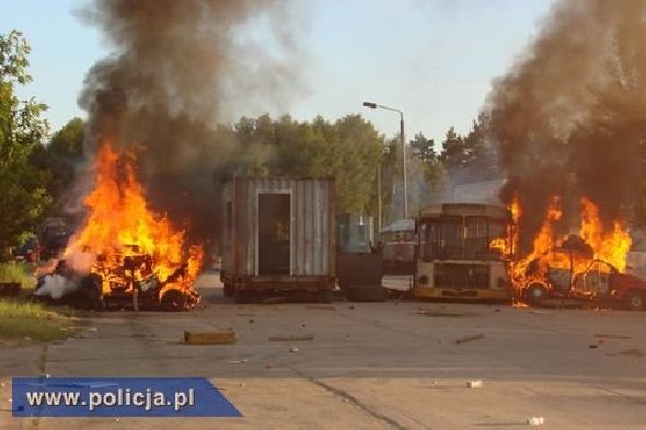 Stłumiono zamieszki na tle etnicznym - Policjanci na międzynarodowych ćwiczeniach w Niemczech