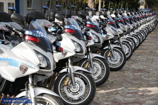 Honda CBF 1000A: 98-konne wsparcie dla drogówki - Drogówka dostanie 368 nowych maszyn