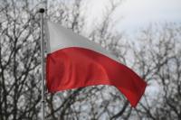 Za znieważenie flagi możemy trafić za kratki