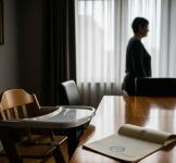 Zawieszenie władzy rodzicielskiej 2025 - przesłanki, procedura, skutki