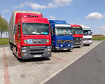 Kto jest pracodawcą kierowców pojazdów ciężarowych zatrudnionych w międzynarodowym transporcie drogowym?