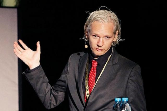 Facebook na celowniku obrońców WikiLeaks