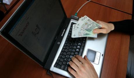 Bank musi oddać klientom prowizje