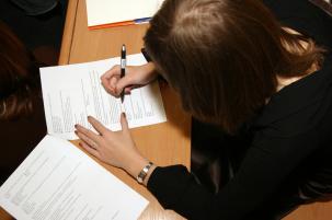 Umowa o pracę - Co musisz wiedzieć o umowie o pracę?